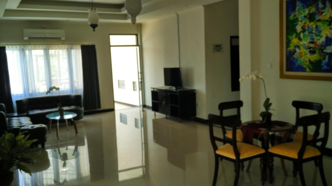 ג'ימבאראן Maxi Hotel Kedonganan מראה חיצוני תמונה