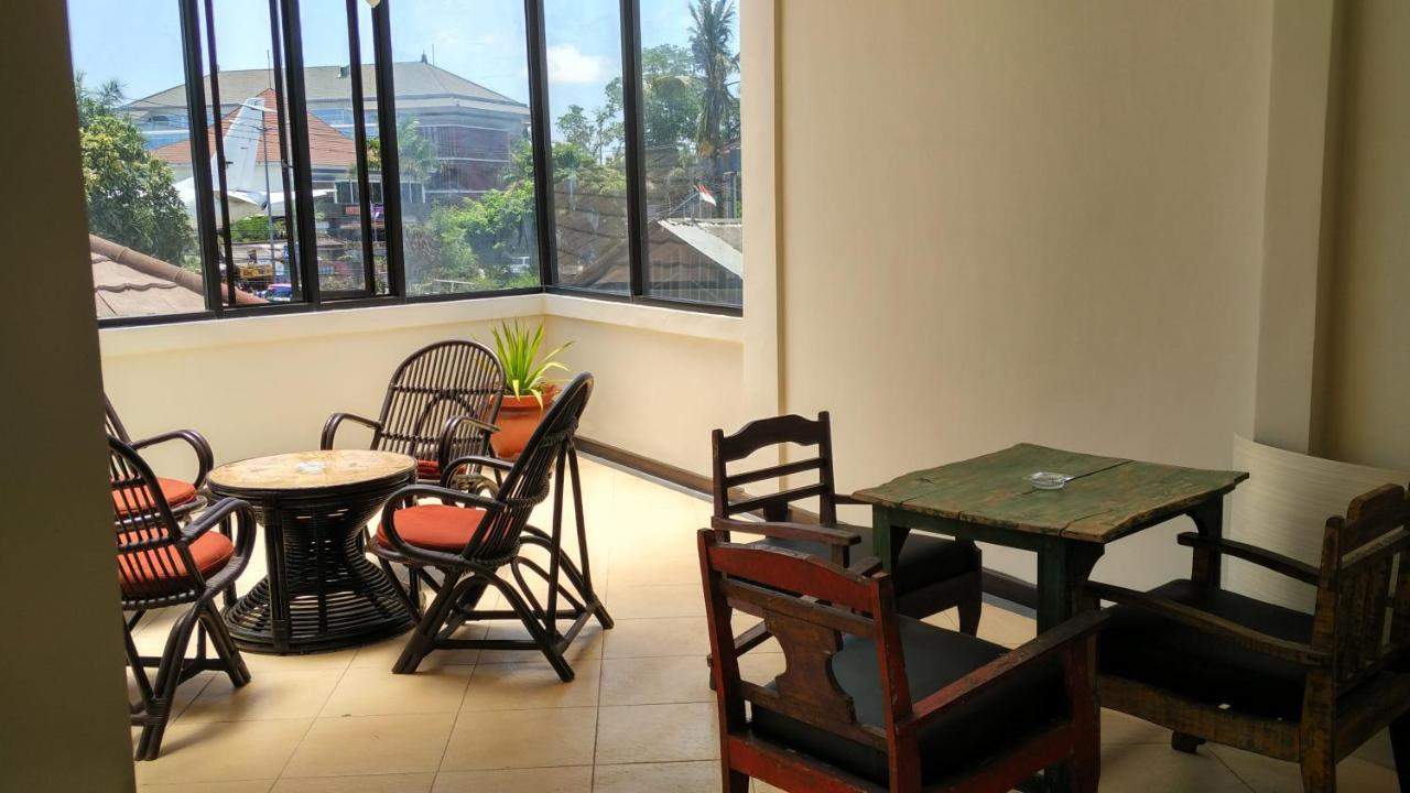 ג'ימבאראן Maxi Hotel Kedonganan מראה חיצוני תמונה