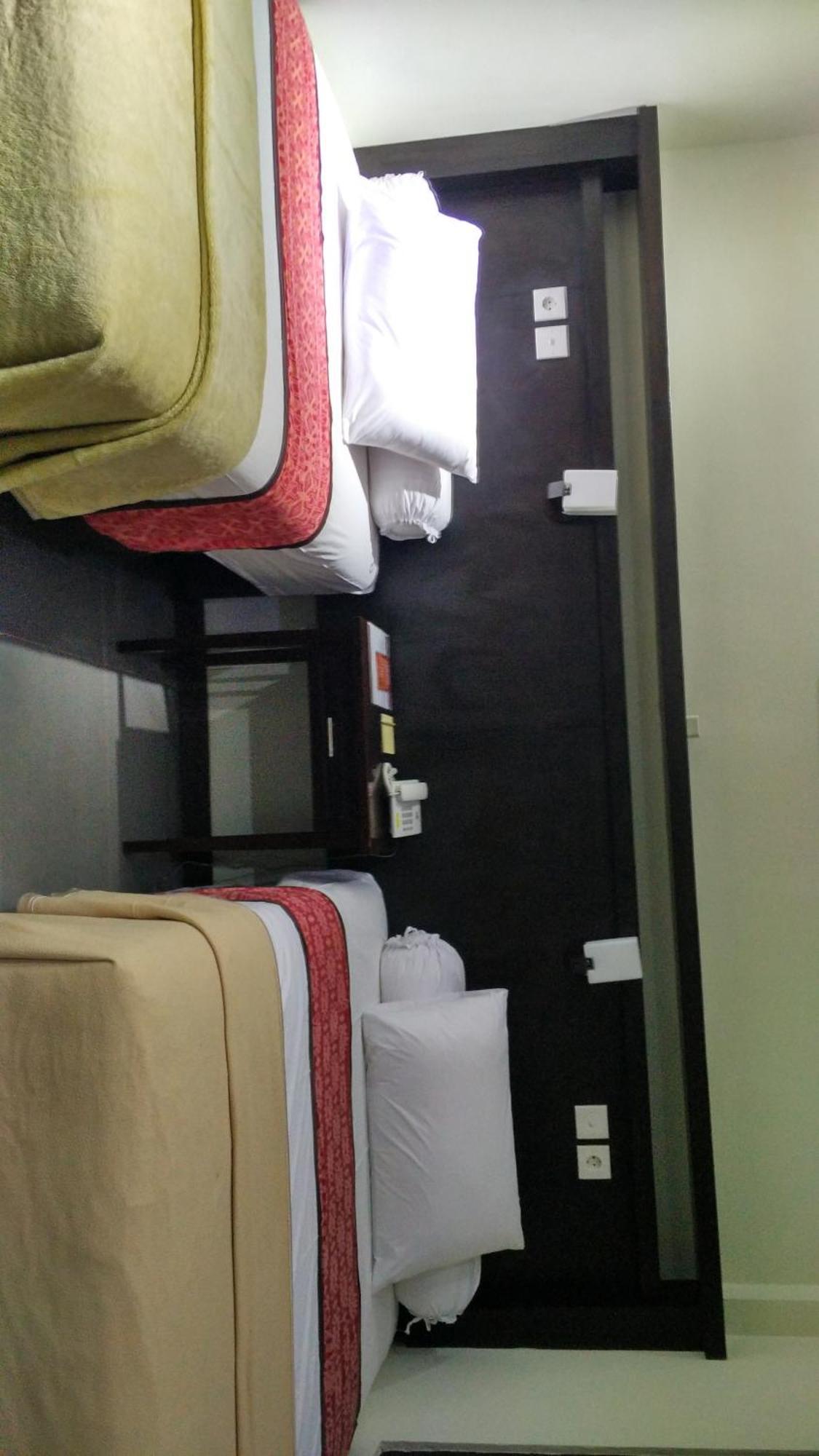 ג'ימבאראן Maxi Hotel Kedonganan מראה חיצוני תמונה